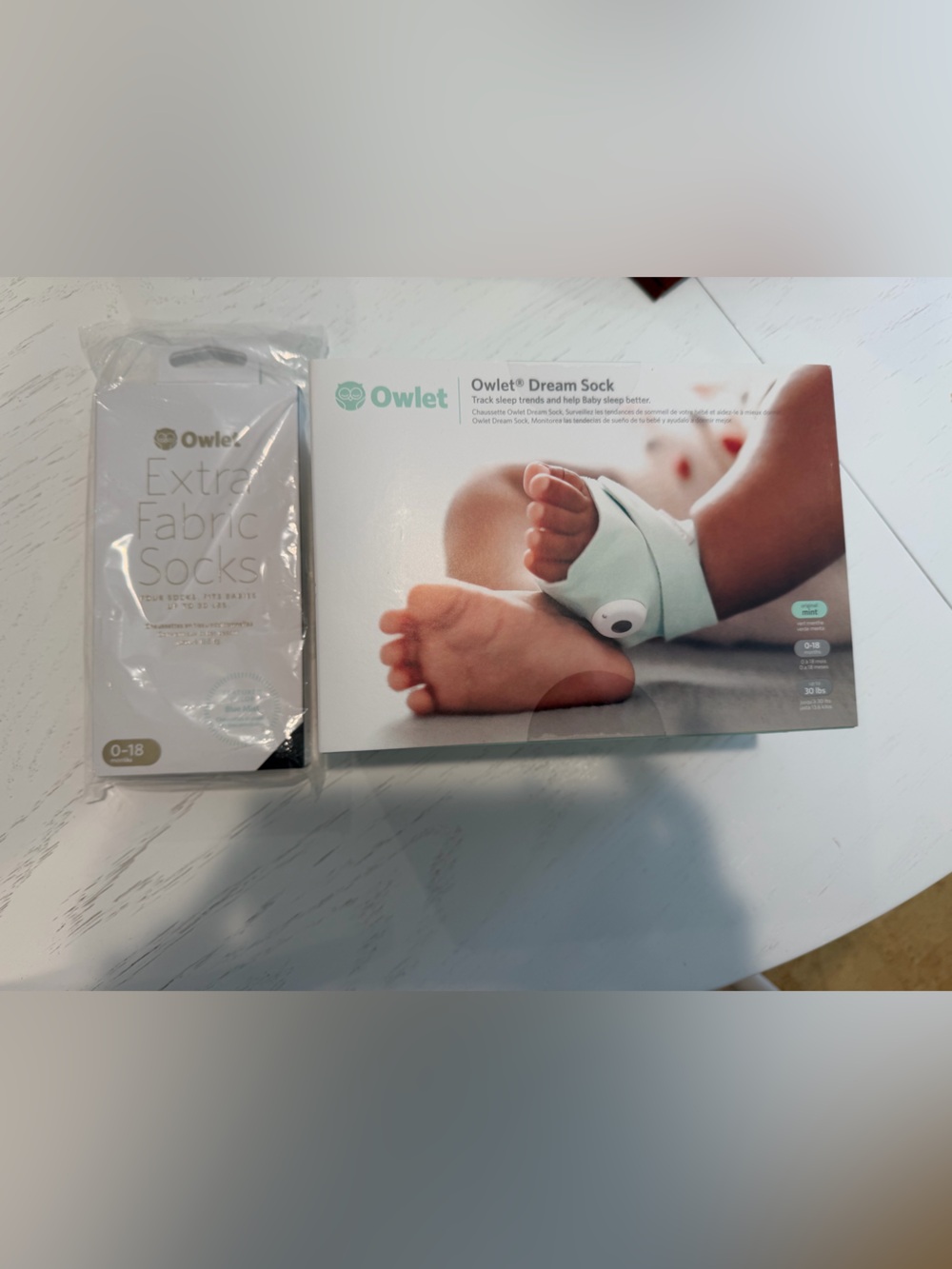 Owlet Dream Sock - Mint - New in box 0-18mo & extra Blue Mist color socks